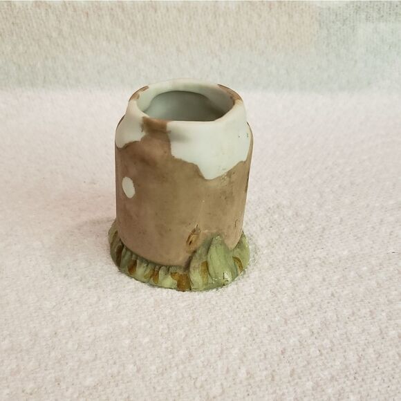 Salt & Pepper Shakers - Picture 11 of 11